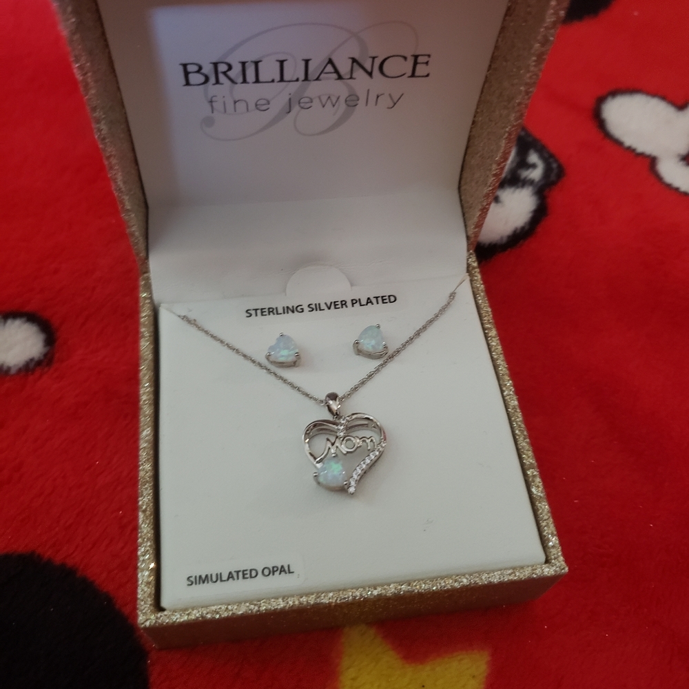 Believe brilliance necklace and earrings
